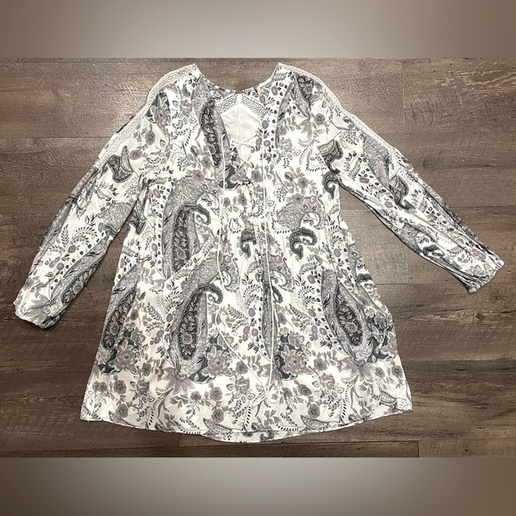 Free People White with Purple Floral Paisley Boho Dress With Tassles Size M EUC - Picture 2 of 10